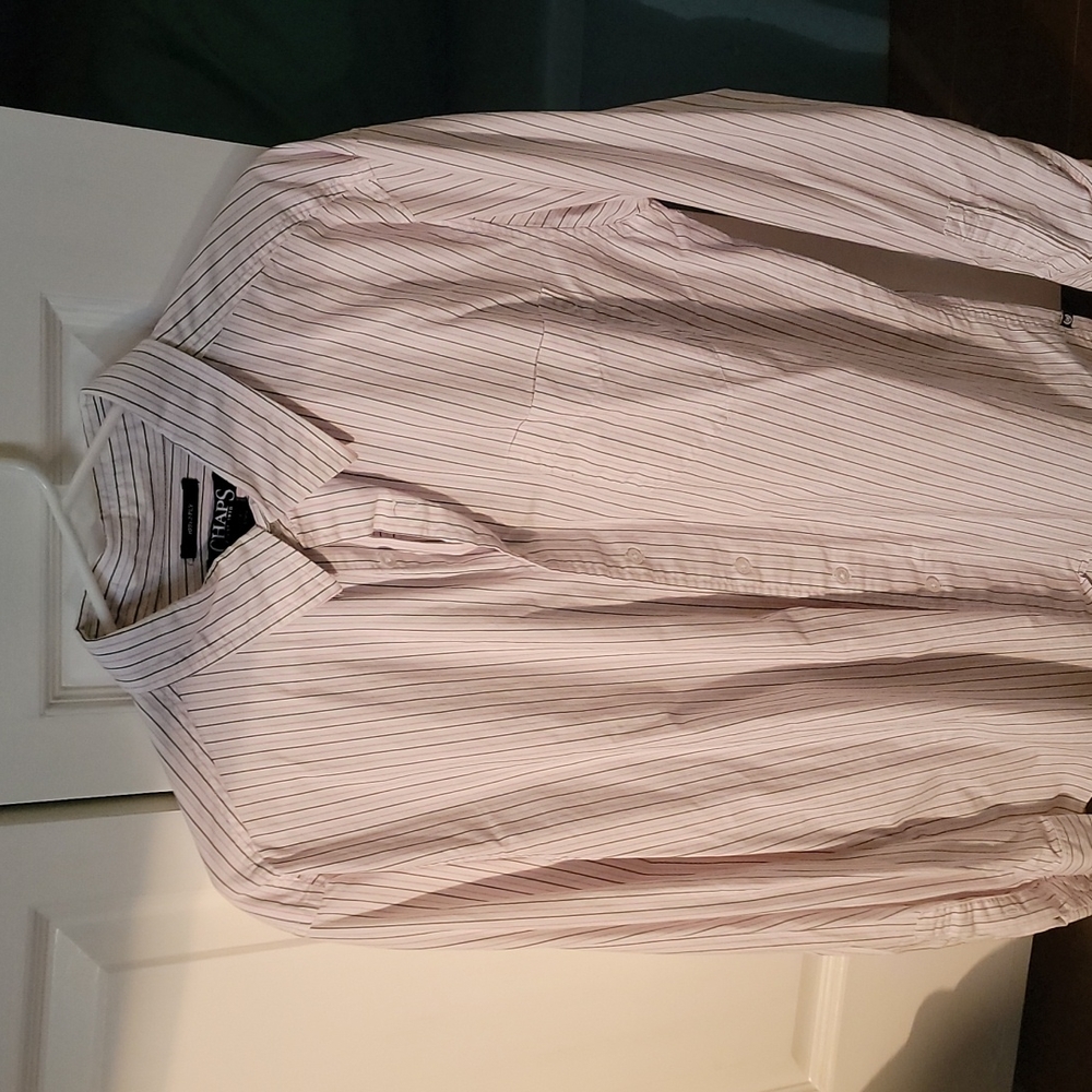Chaps long sleeved button down